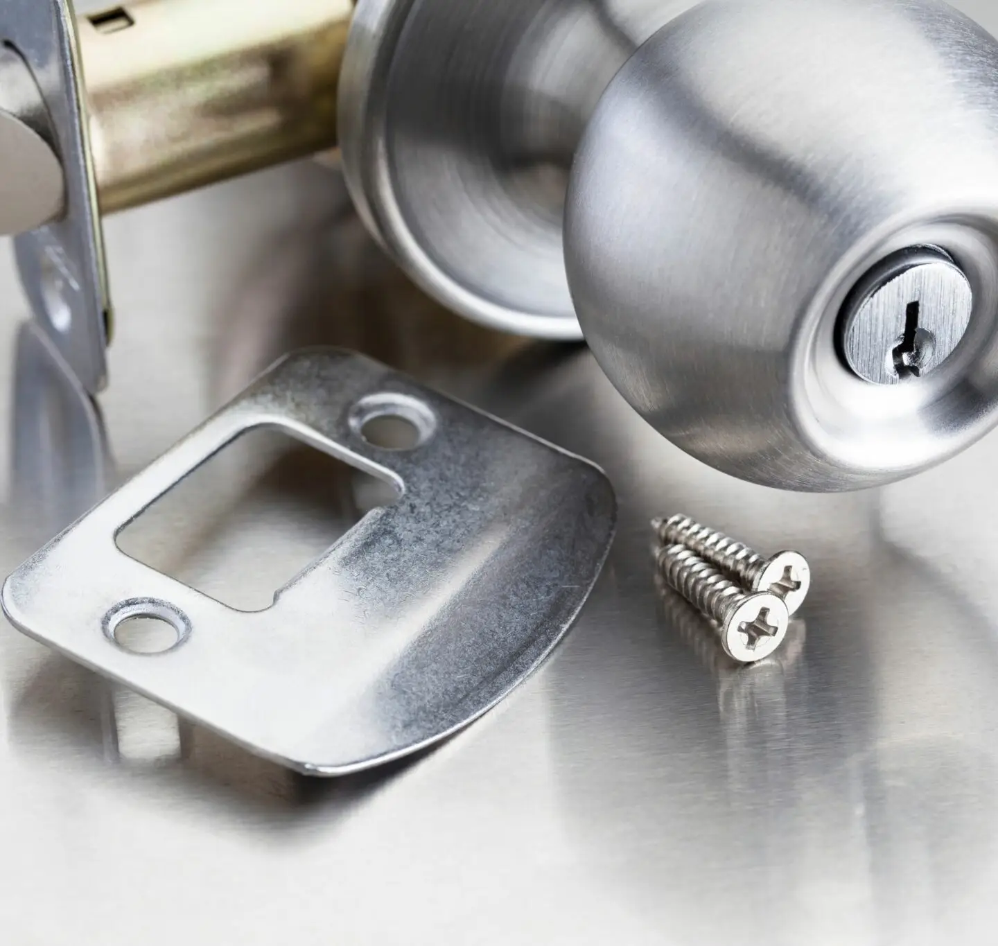 Understanding the Role of an Emergency Locksmith