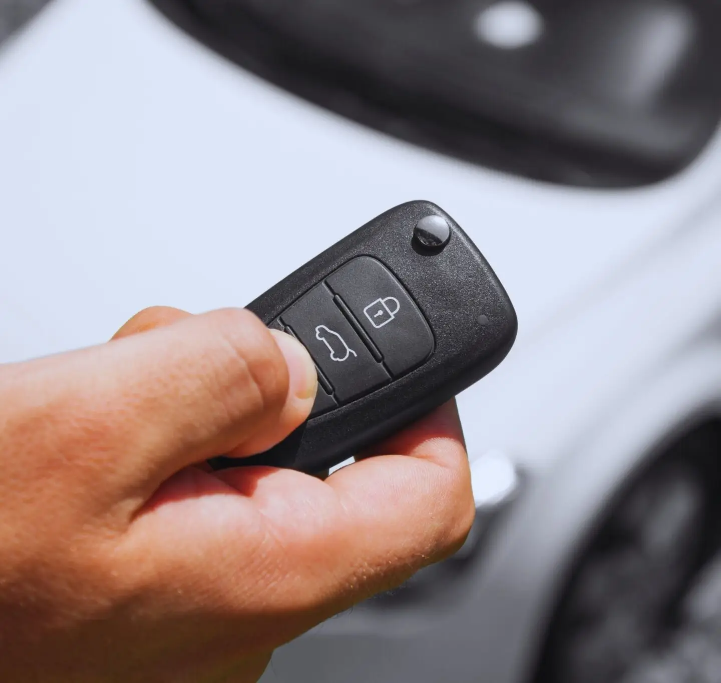How Locksmiths Handle High-Security Car Locks Quickly